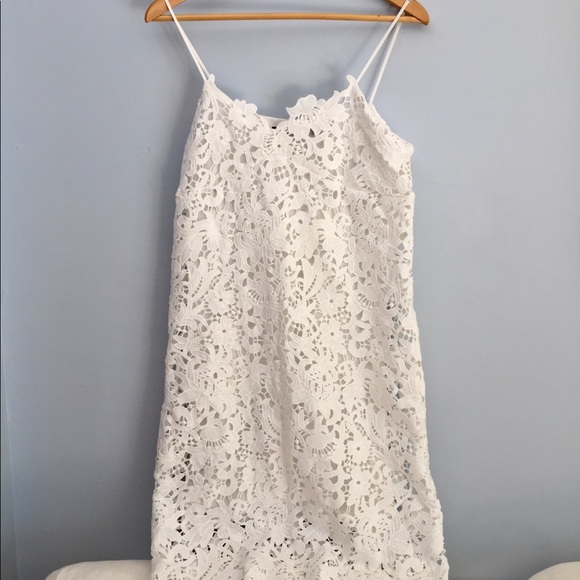 Zara Lace Dress - Picture 2 of 4